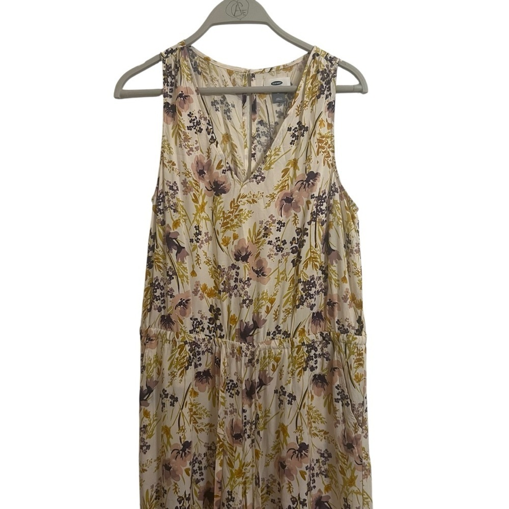 Old navy floral Jumpsuit crop medium